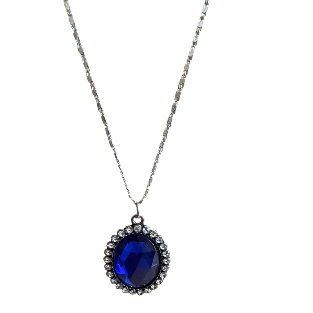 Vintage Style Silver Tone Blue Faux Sapphire Rhinestone Halo Pendant Necklace